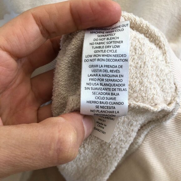 WILDFOX  Coca Cola Polar Bear Sweatshirt Size Small - Picture 8 of 10